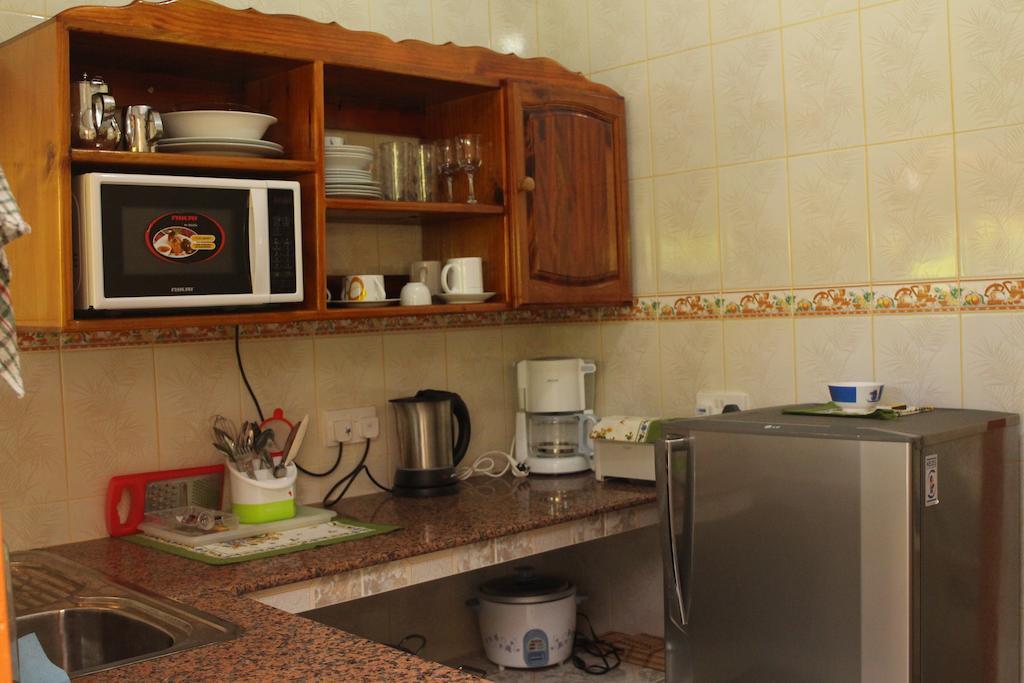 Veronic Self-Catering Guest House Ла-Диг Номер фото